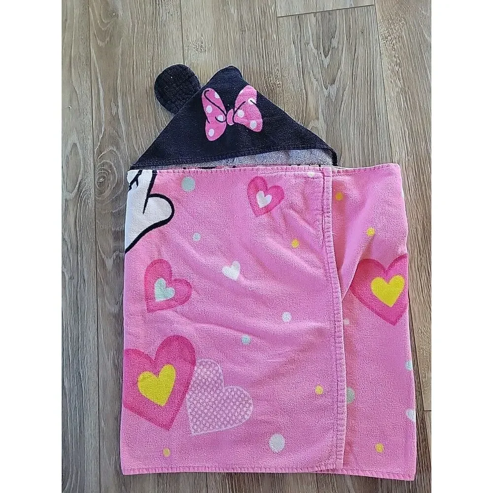 Disney Minnie Mouse Hooded Towel for Baby Or Toddler Beach Or Home Hand Pockets